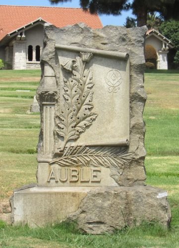 Auble-grave1