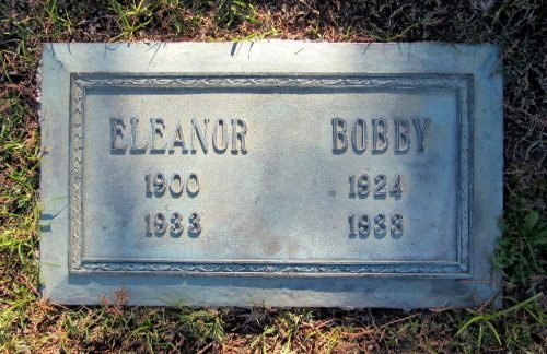 EleanorBobby-00