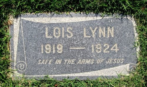 Lois Lynn-g